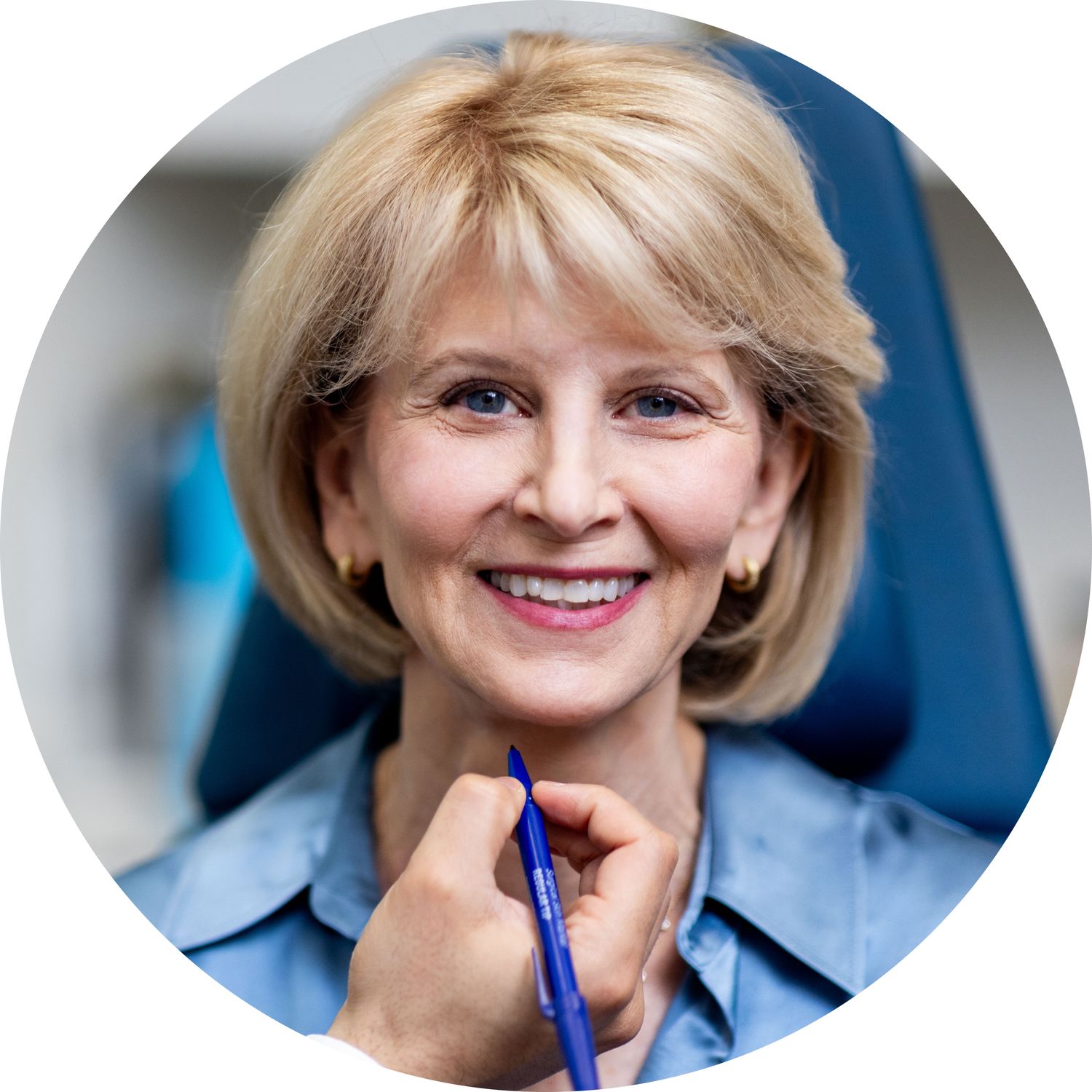 Surgeon standing in a surgical environment.